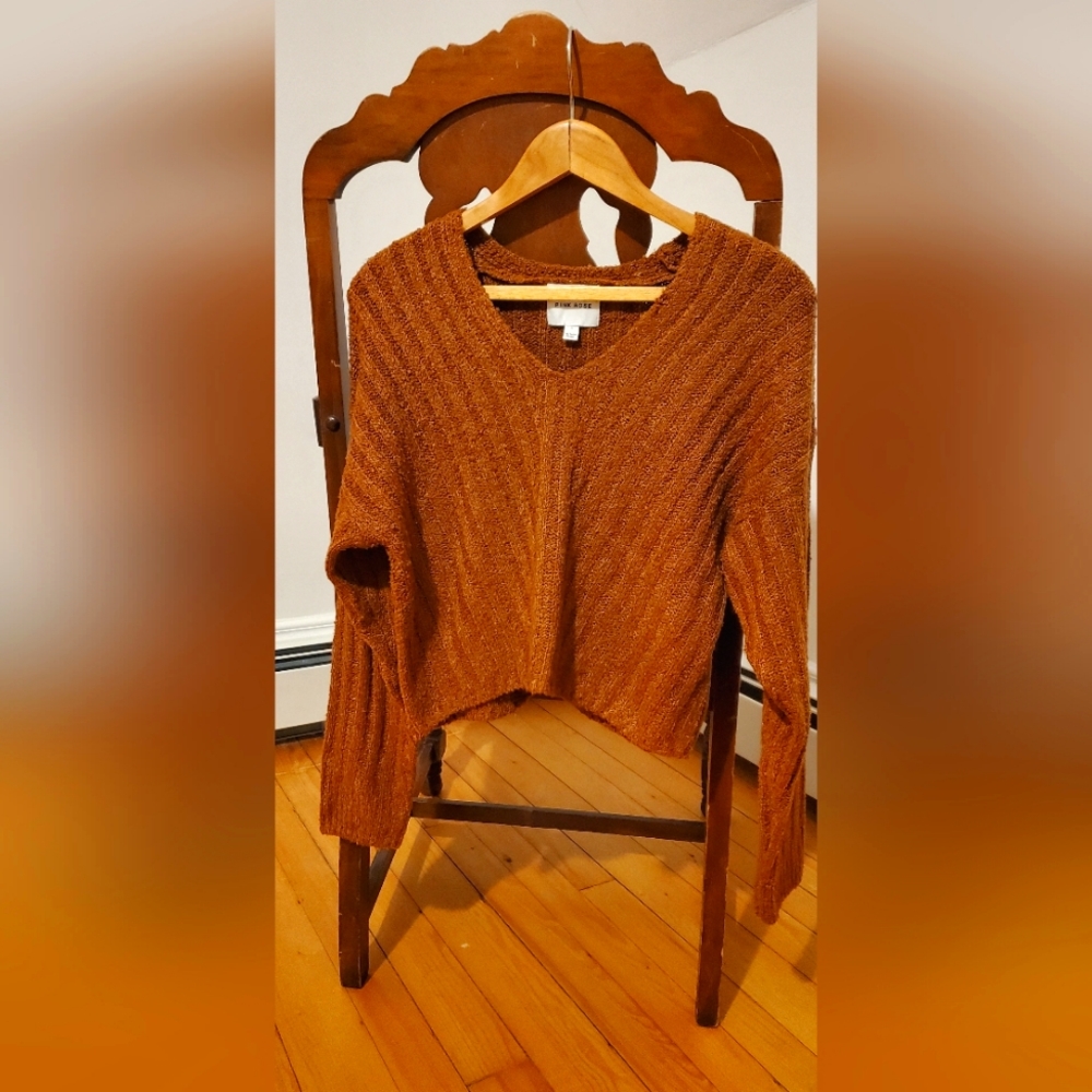 Pink Rose cropped sweater